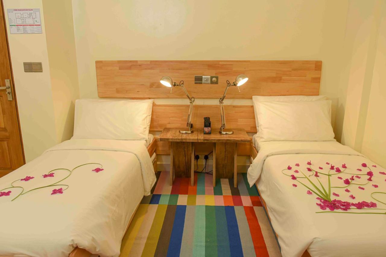 One The Island Hotel Naifaru Luaran gambar
