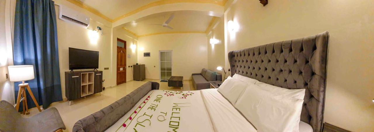 One The Island Hotel Naifaru Luaran gambar